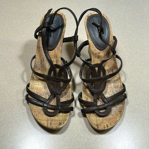 Wedge heels with brown straps 9M